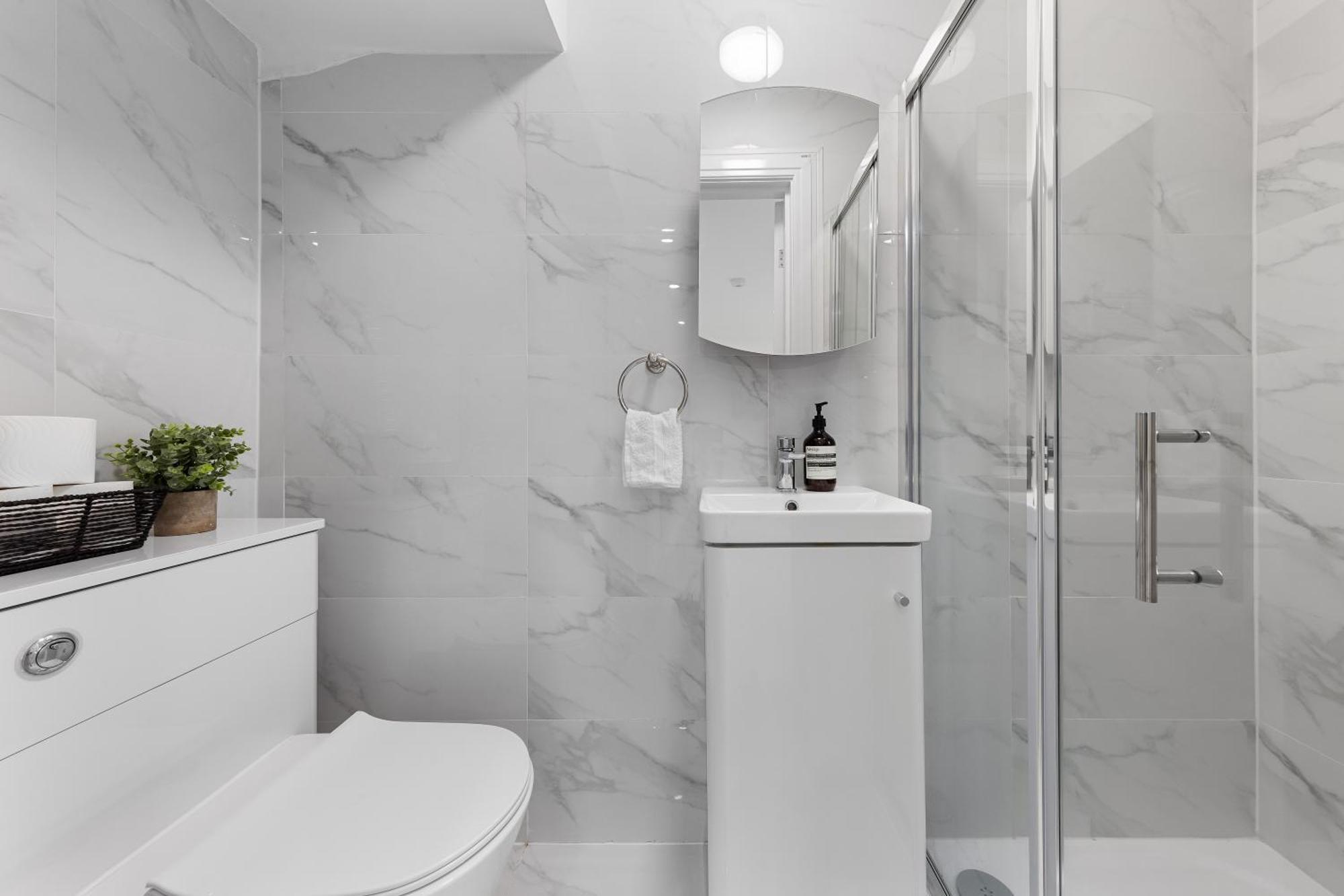 3 Bedroom House Close To Dartford Station Екстериор снимка