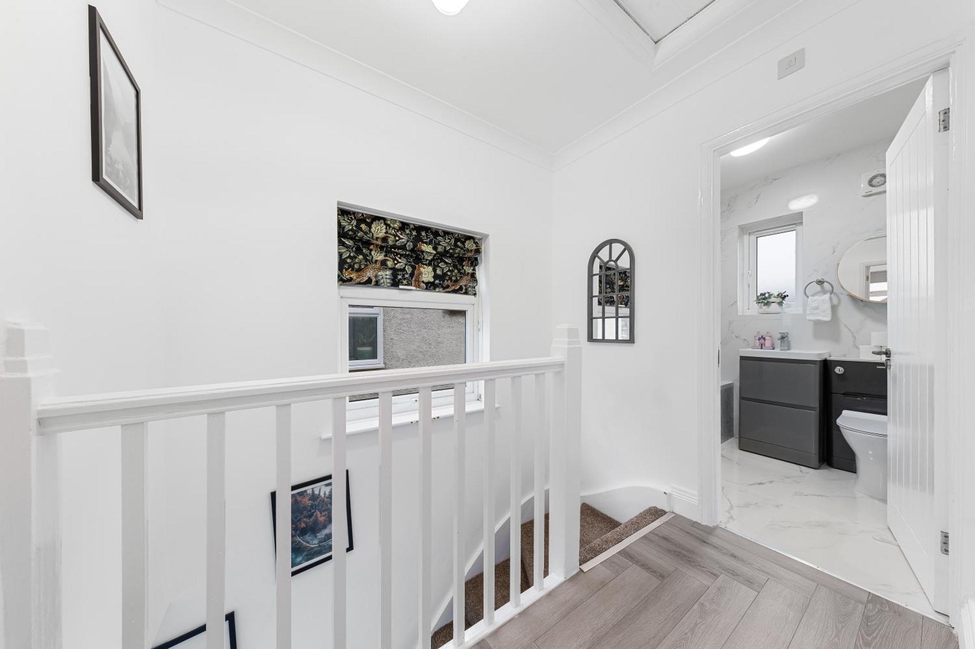 3 Bedroom House Close To Dartford Station Екстериор снимка