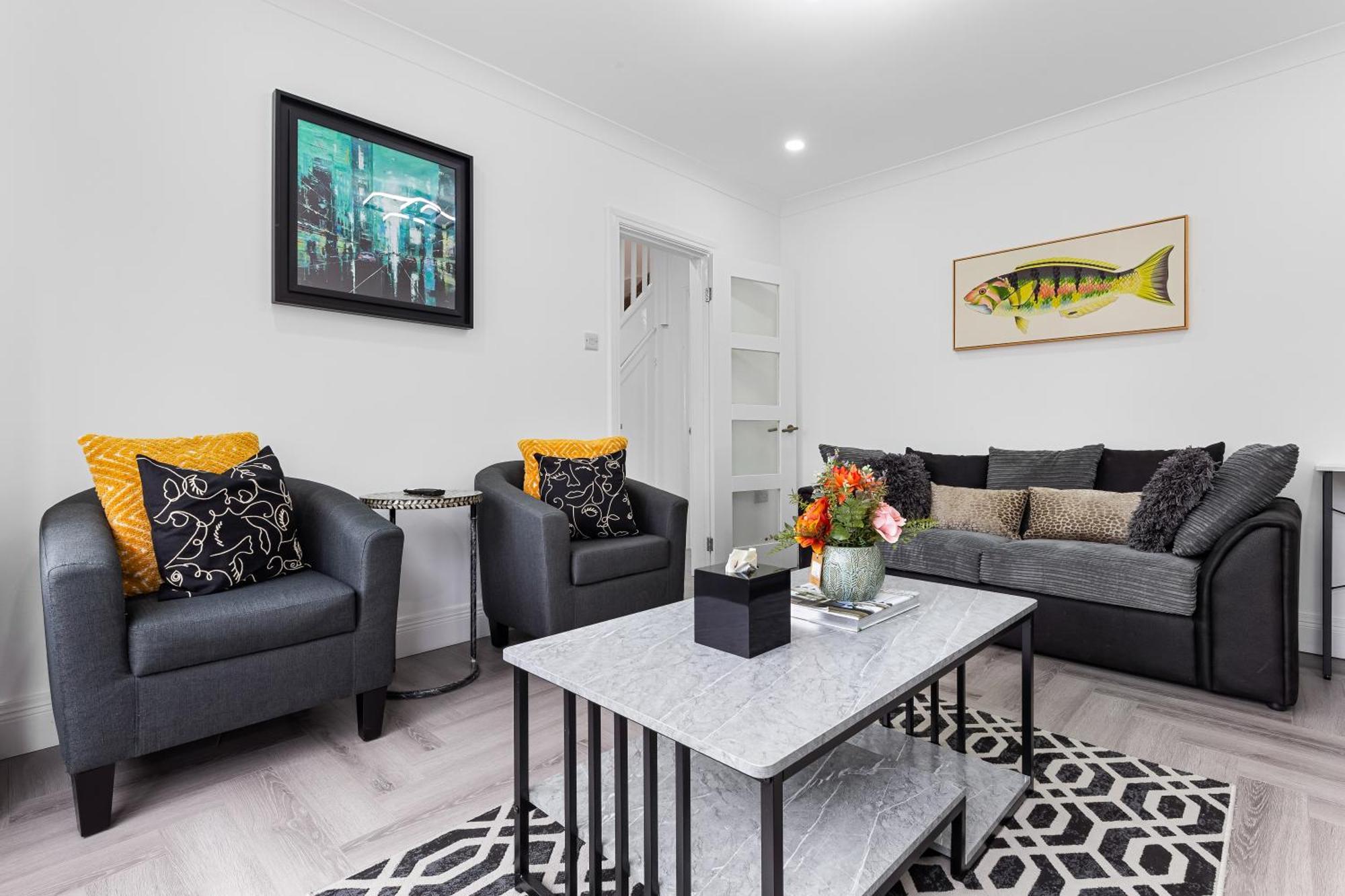 3 Bedroom House Close To Dartford Station Екстериор снимка